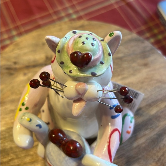 WhimsiClay by Amy Lacombe 2003 Miss Vivian Cat Figurine NWT Valentineβs Day Tea - Picture 9 of 16